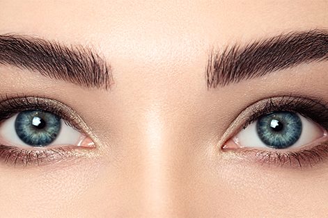 Clinica Coro: Cejas y pestañas